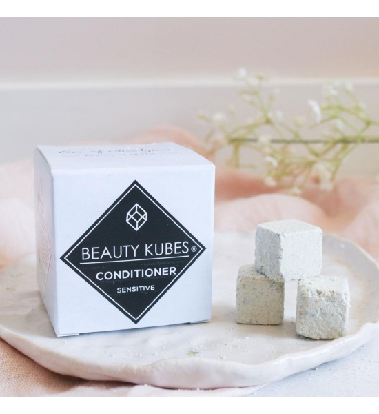 Твердий кондиціонер для чутливої шкіри у кубиках Beauty Kubes, Eve of St.Agnes